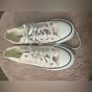 PINK FLORAL PLATFORM CONVERSE!!